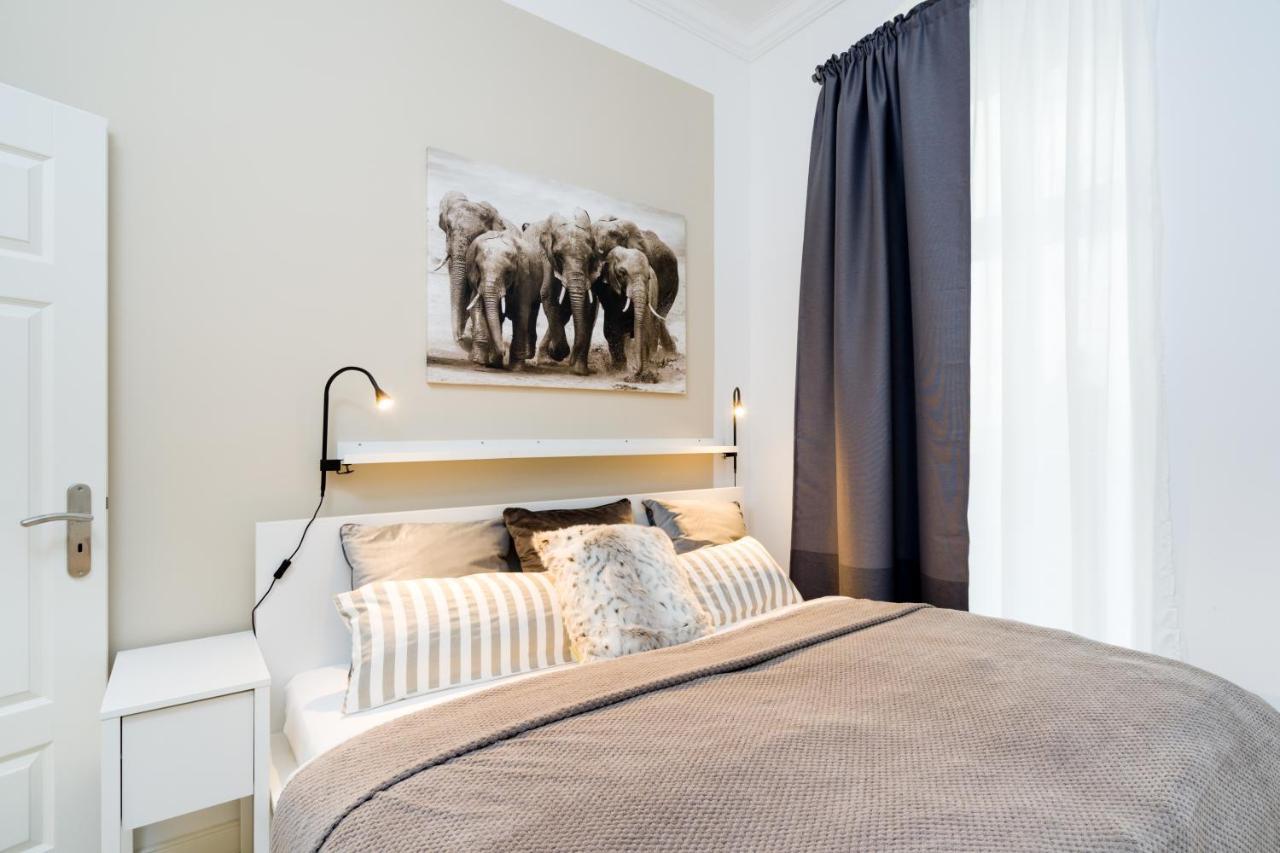The Lohmeyerstr Hh, 2 Bed Up To 5 People * Berlin